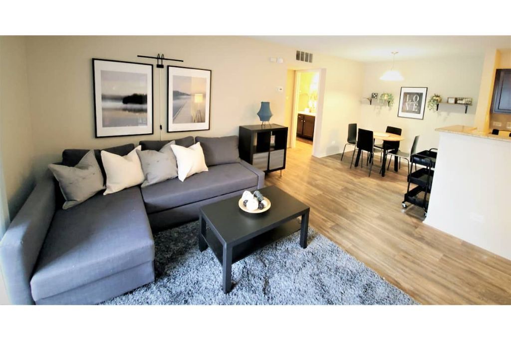 Photo of Livingroom in Lombard