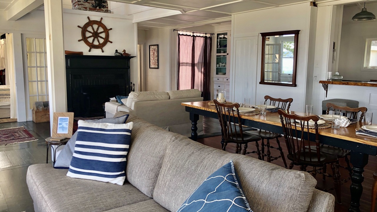 Photo of Livingroom in Jonesport