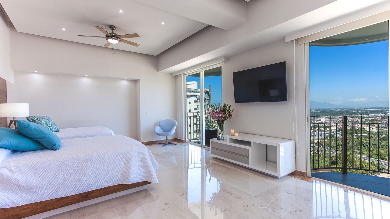 Photo of Bedroom in South Hotel Zone