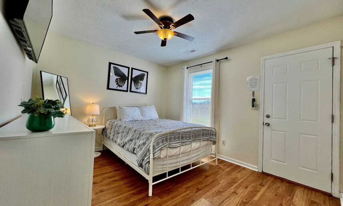 Photo of Bedroom in Monroe