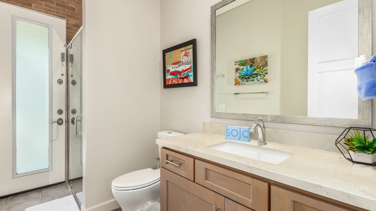 Photo of Bathroom in Arcadia