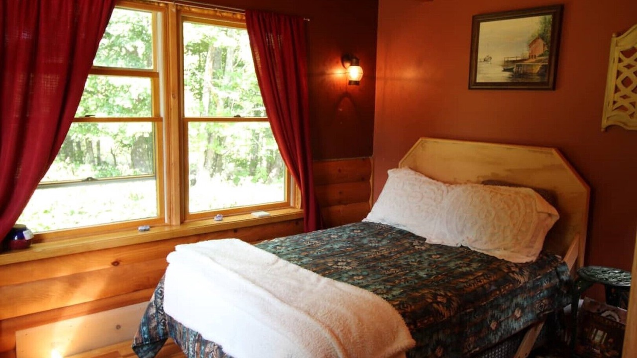 Photo of Bedroom in Frankfort