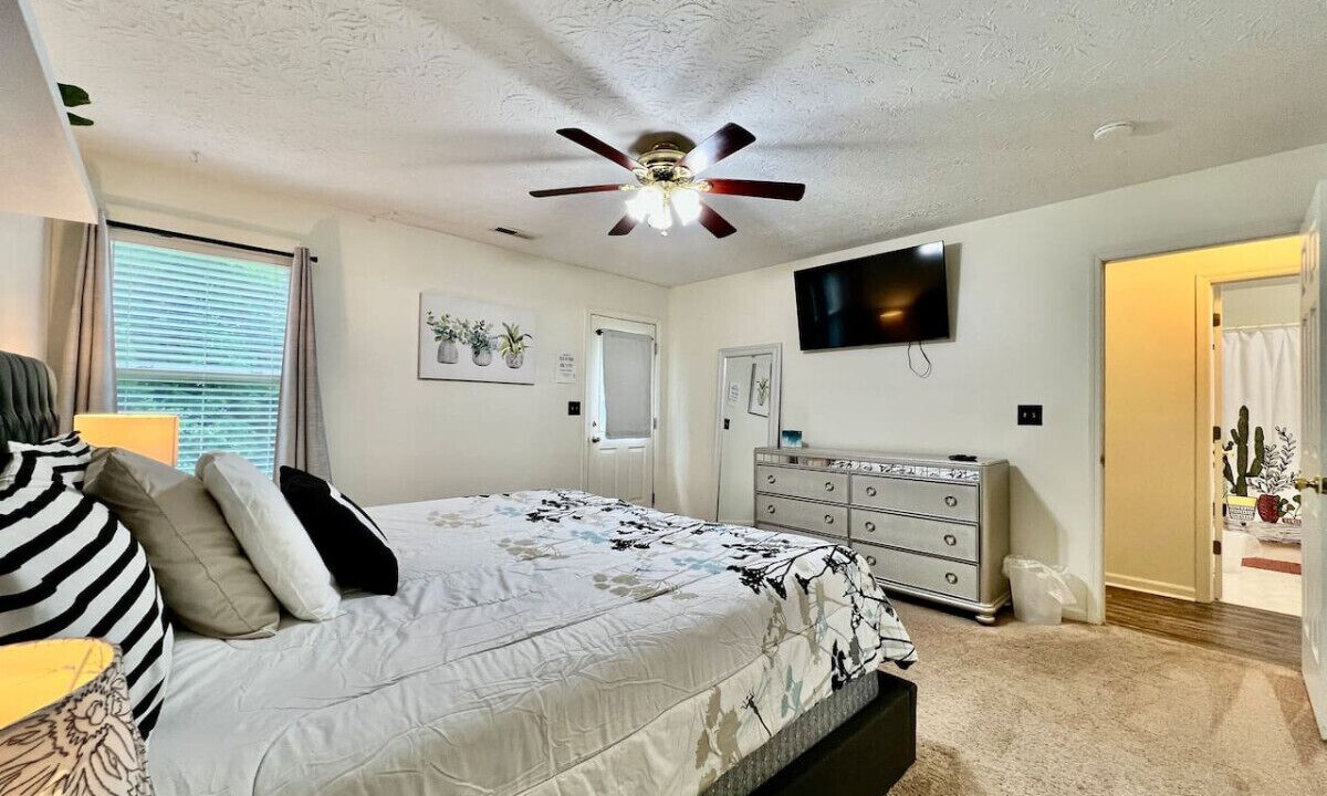 Photo of Bedroom in Monroe