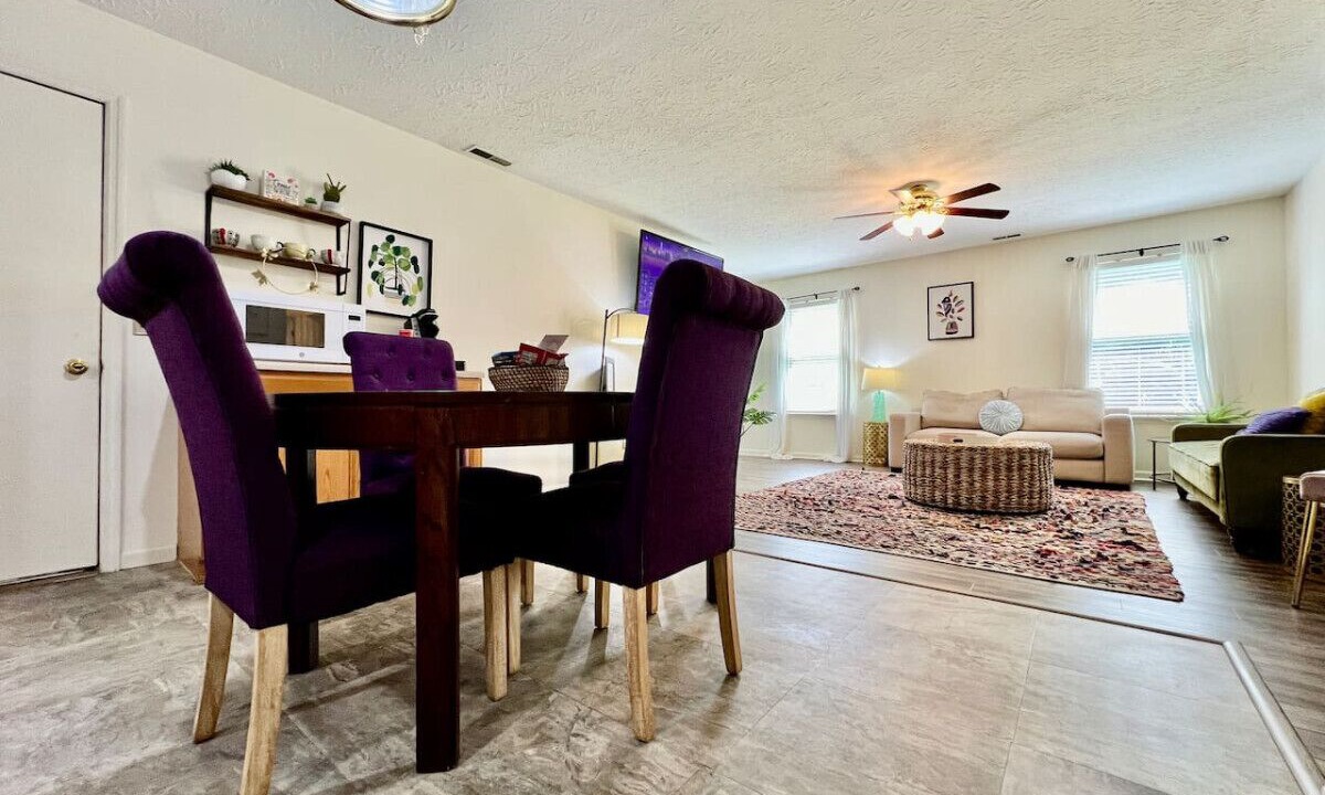 Photo of Livingroom in Monroe