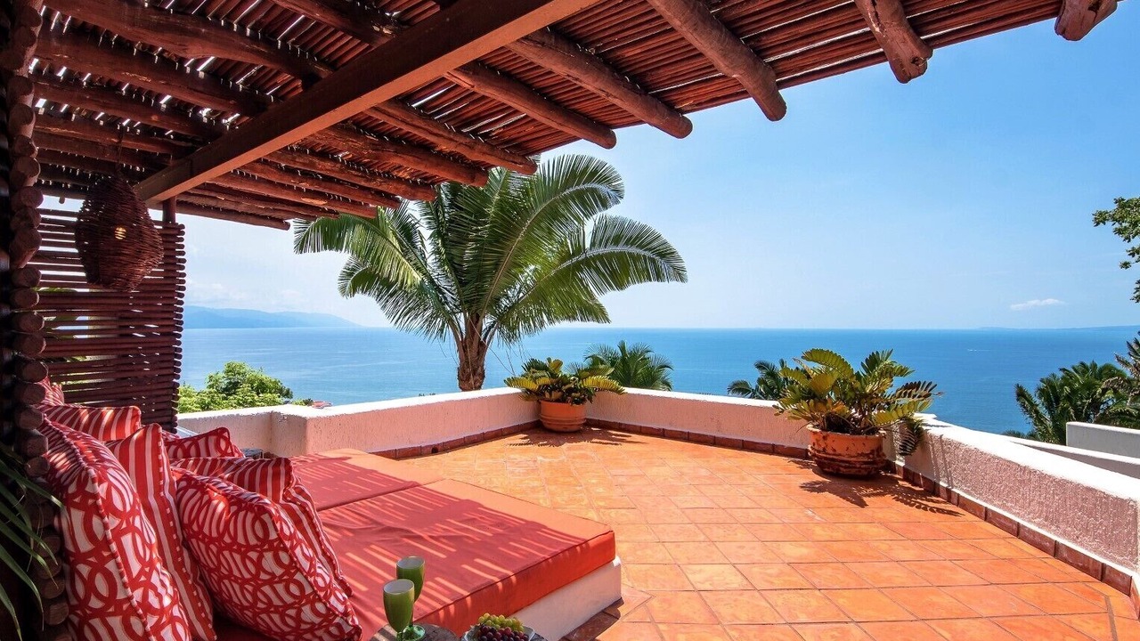 Photo of Patio Balcony in Conchas Chinas