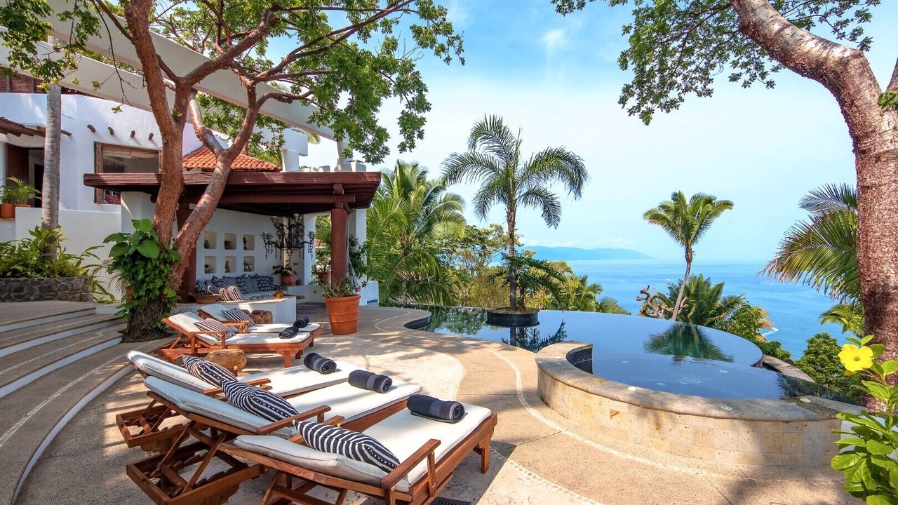 Photo of Patio Balcony in Conchas Chinas