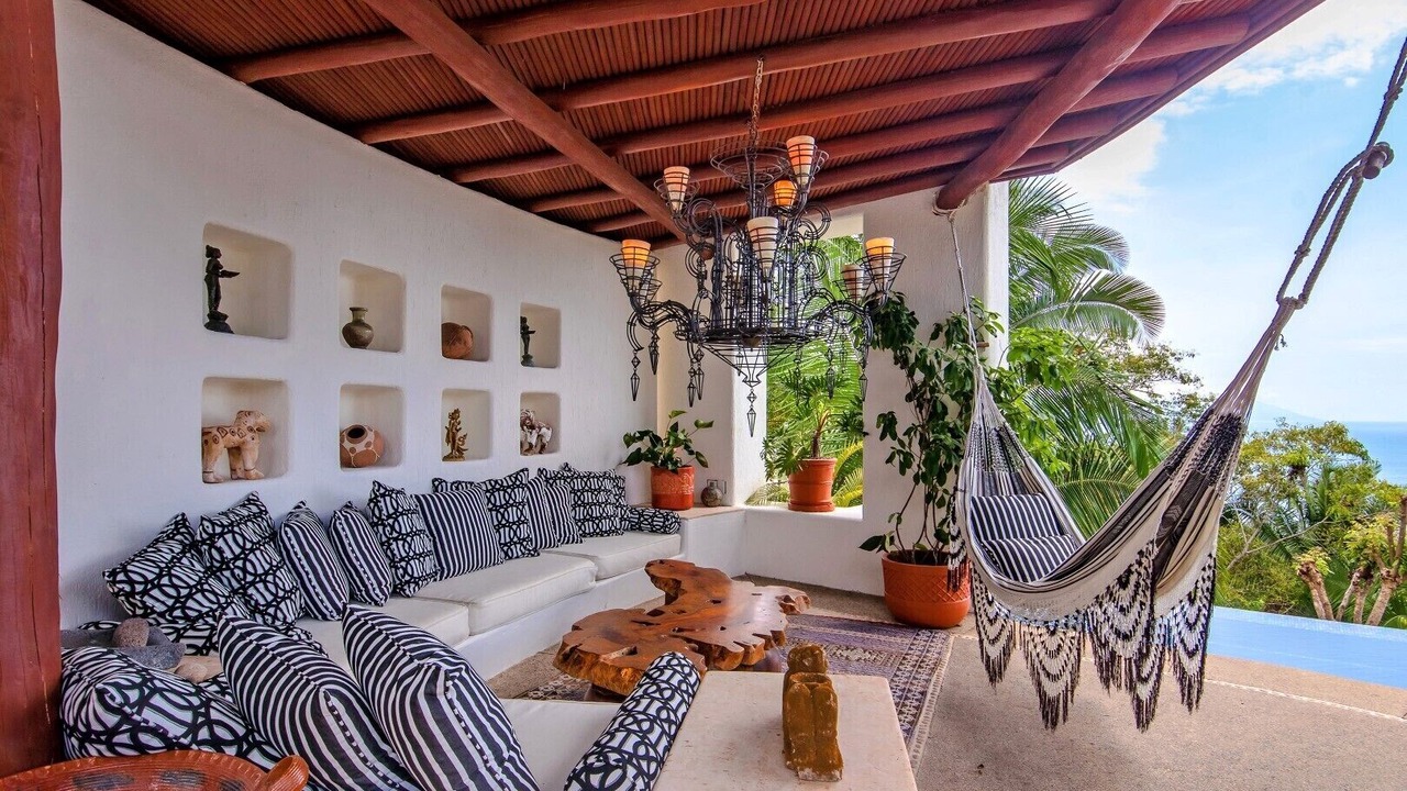 Photo of Patio Balcony in Conchas Chinas