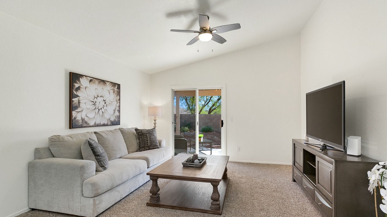 Photo of Livingroom in Dove Mountain