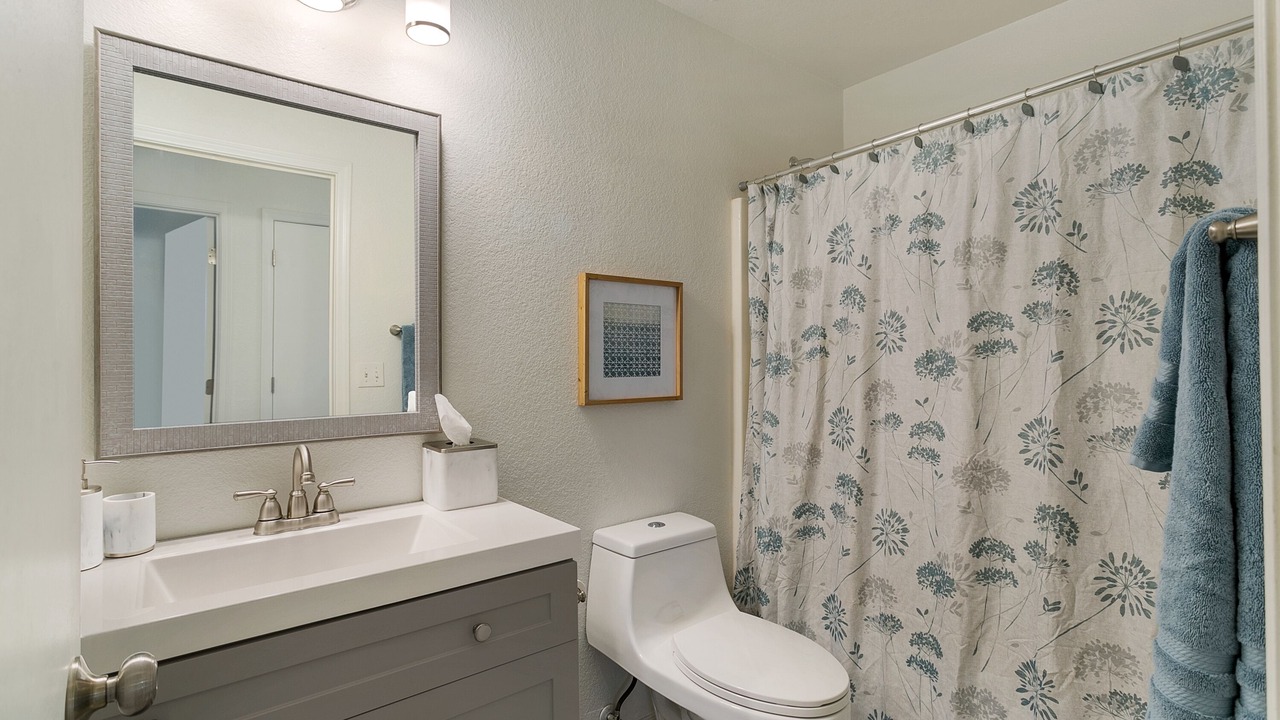 Photo of Bathroom in Dove Mountain