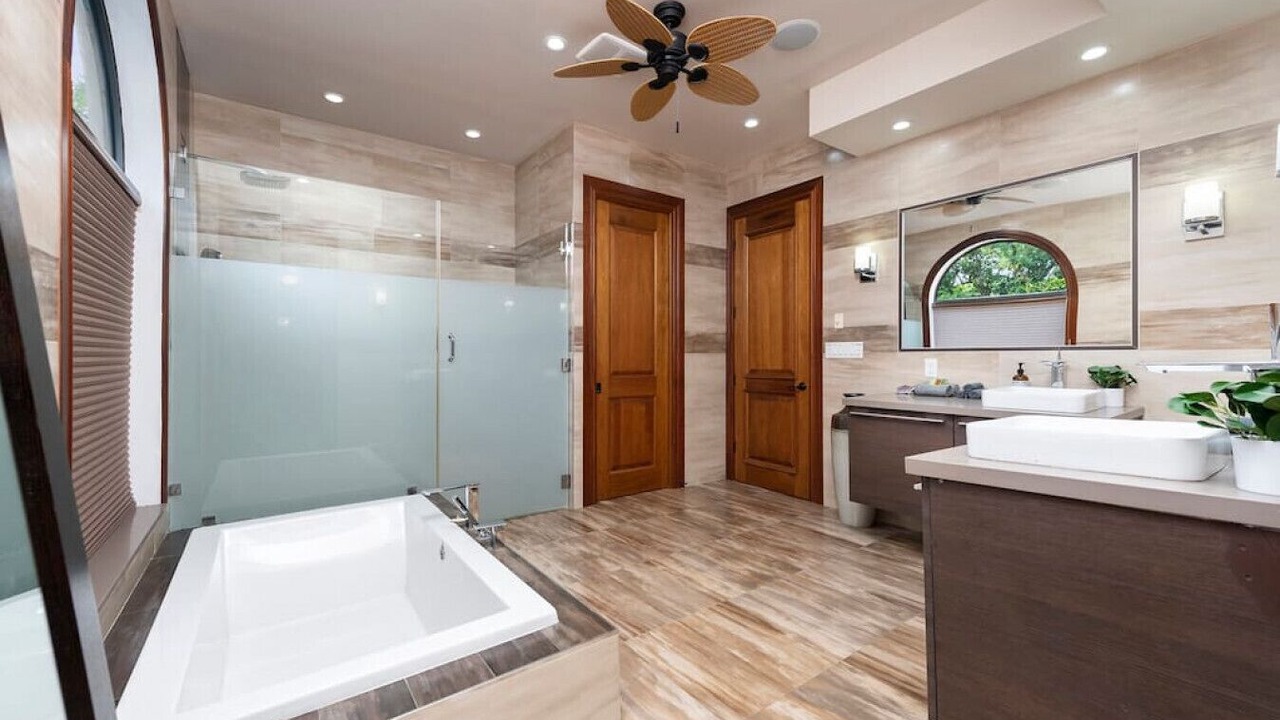 Photo of Bathroom in Downtown Fort Lauderdale