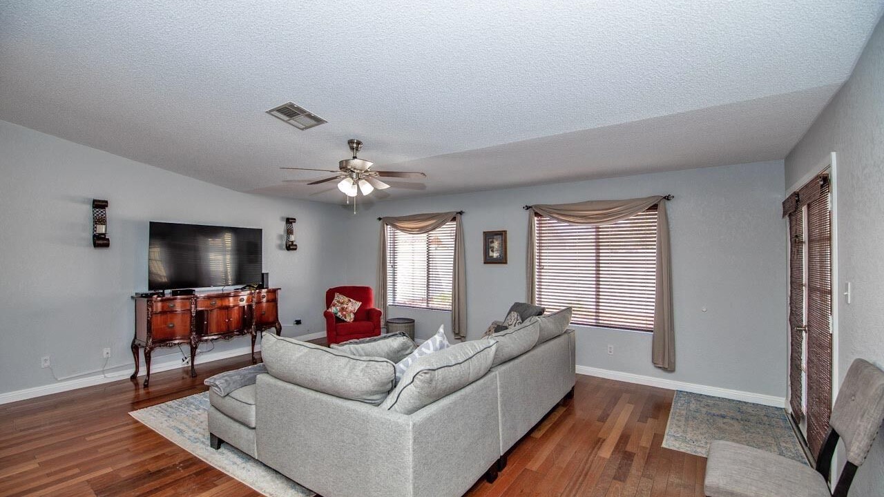 Photo of Livingroom in Yuma