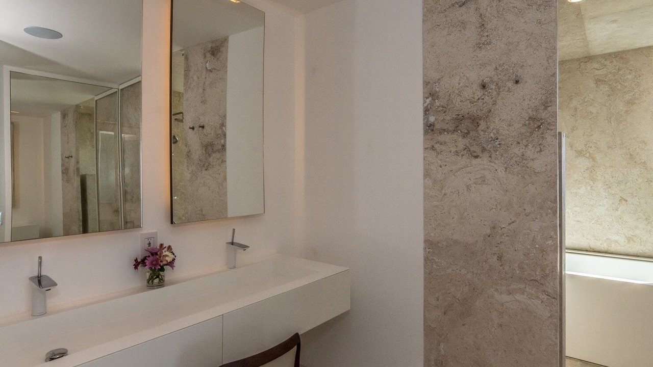 Photo of Bathroom in Zona Hotelera