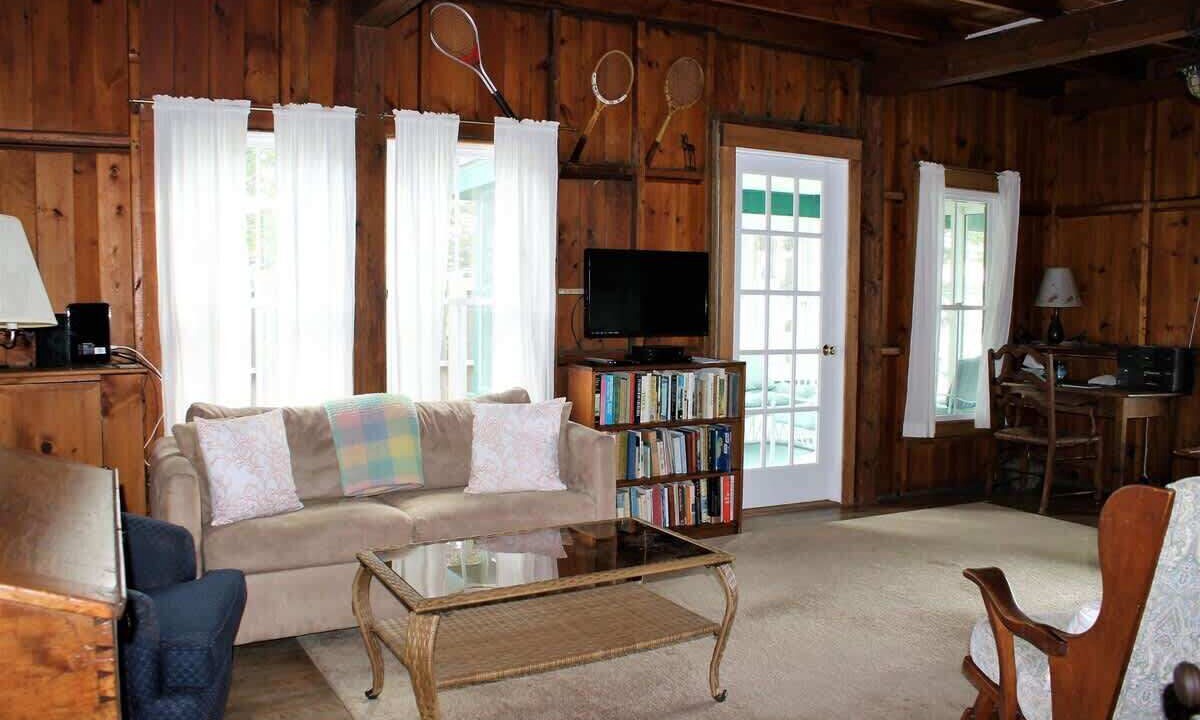 Photo of Livingroom in Hancock Point
