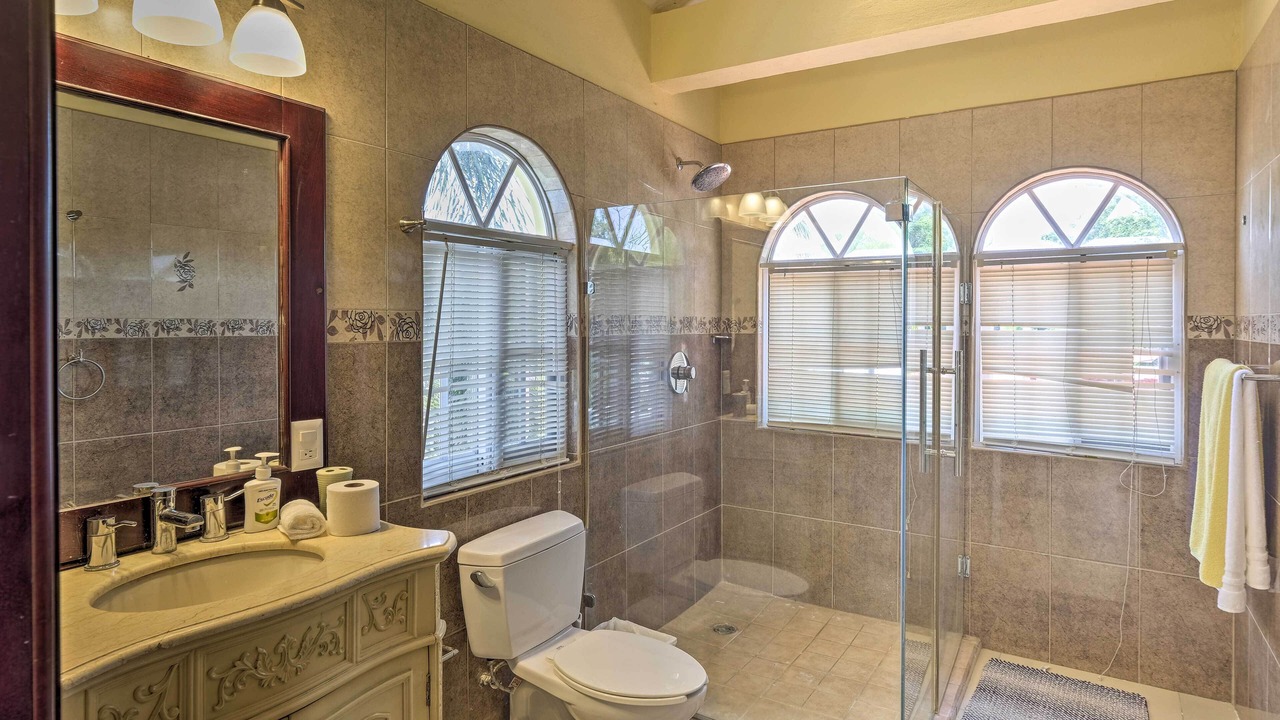 Photo of Bathroom in Mezcales