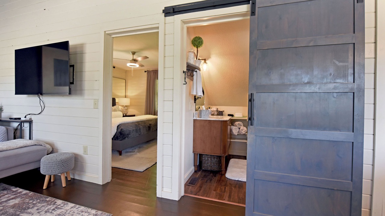 Photo of Bedroom in Blairsville