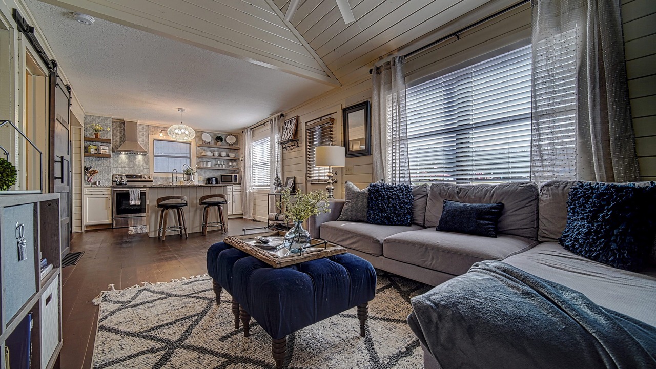 Photo of Livingroom in Blairsville