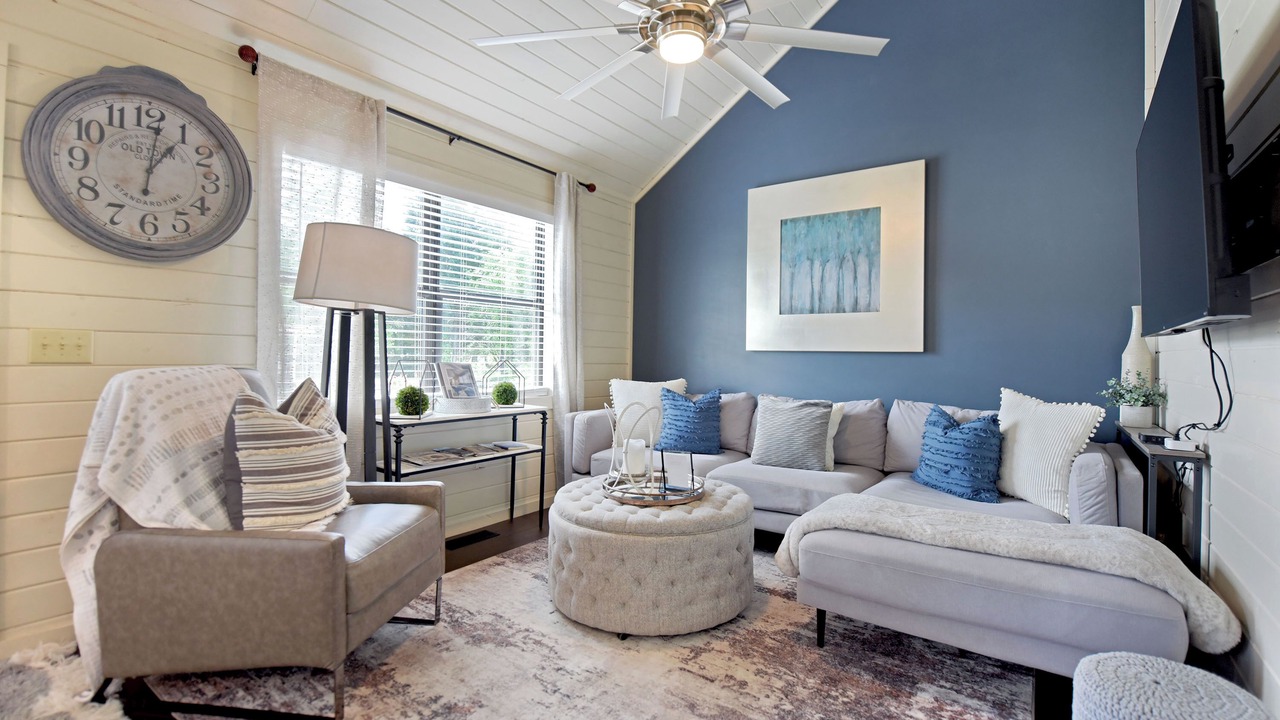 Photo of Livingroom in Blairsville