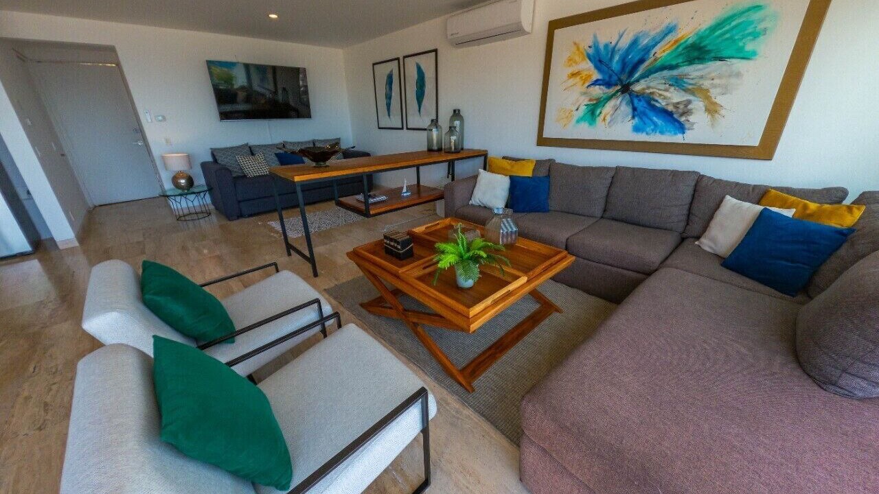 Photo of Livingroom in Romantic Zone