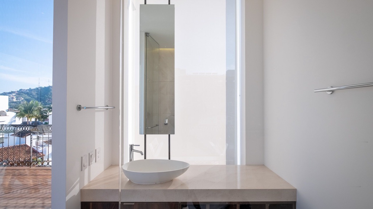 Photo of Bathroom in Romantic Zone