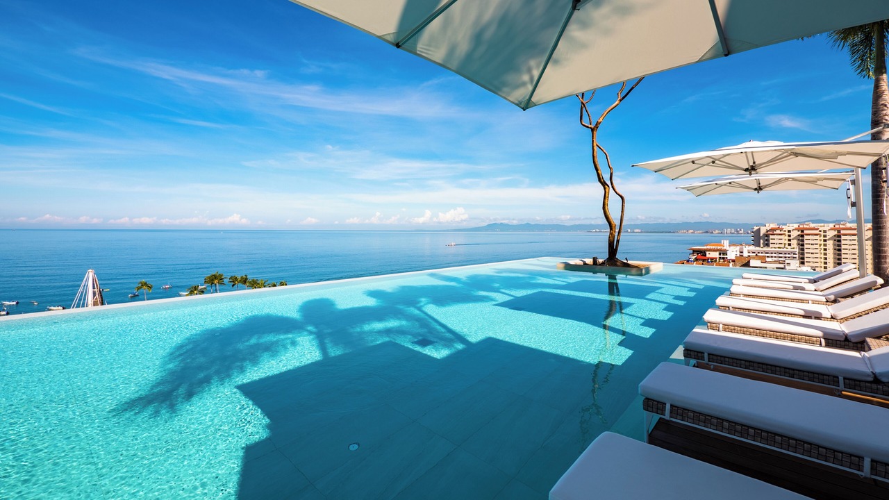Photo of Outdoor in Romantic Zone