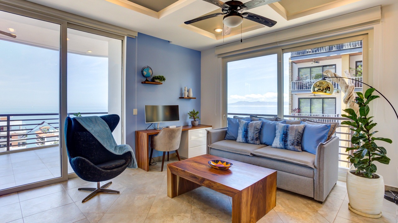 Photo of Livingroom in Romantic Zone