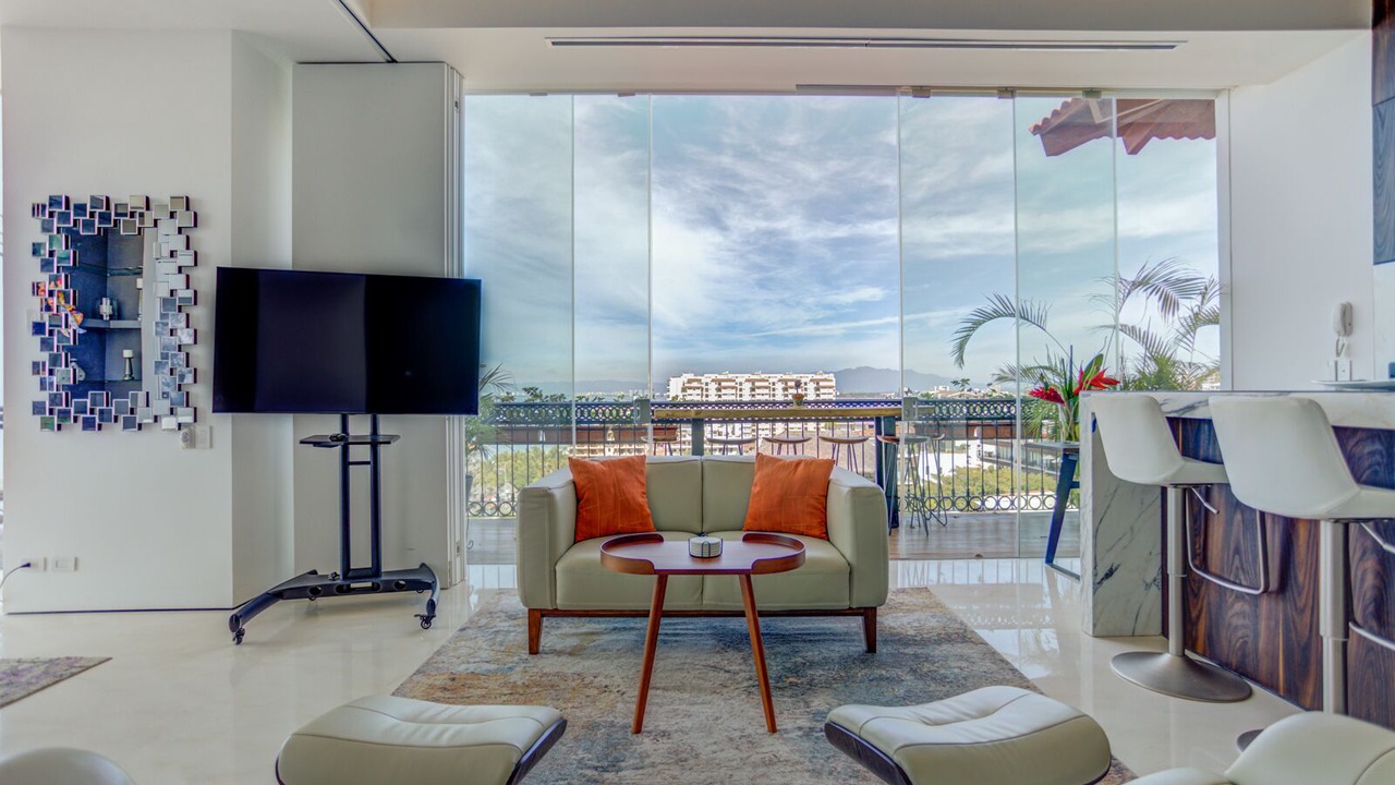 Photo of Livingroom in Romantic Zone