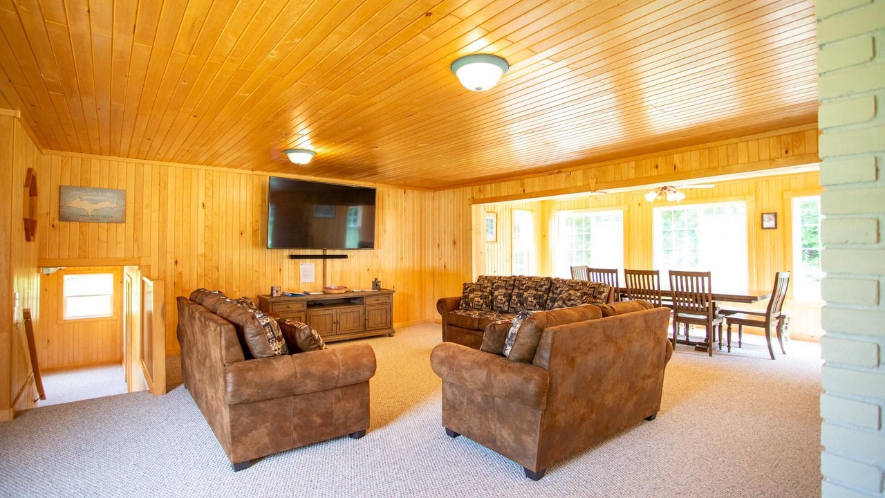Photo of Livingroom in Grand Marais