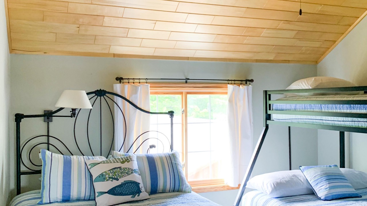 Photo of Bedroom in Grand Marais