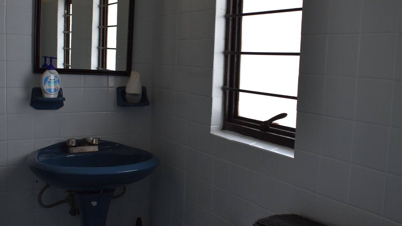 Photo of Bathroom in De La Merced