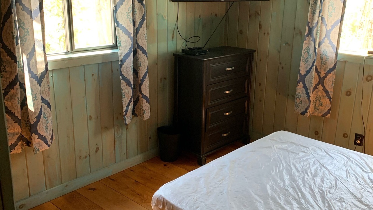 Photo of Bedroom in Farmington Falls