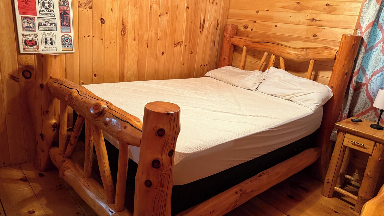 Photo of Bedroom in Farmington Falls