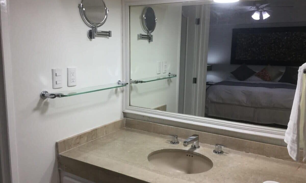 Photo of Bathroom in Downtown Queretaro