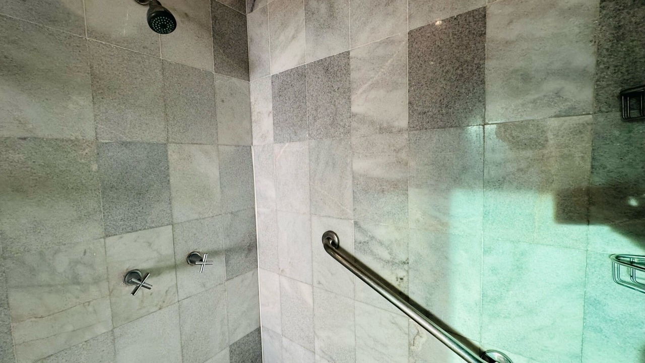 Photo of Bathroom in Flamingos