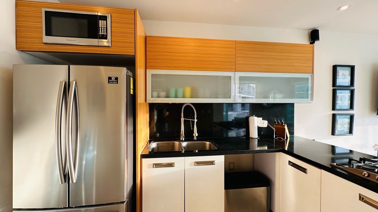 Photo of Kitchen in Flamingos