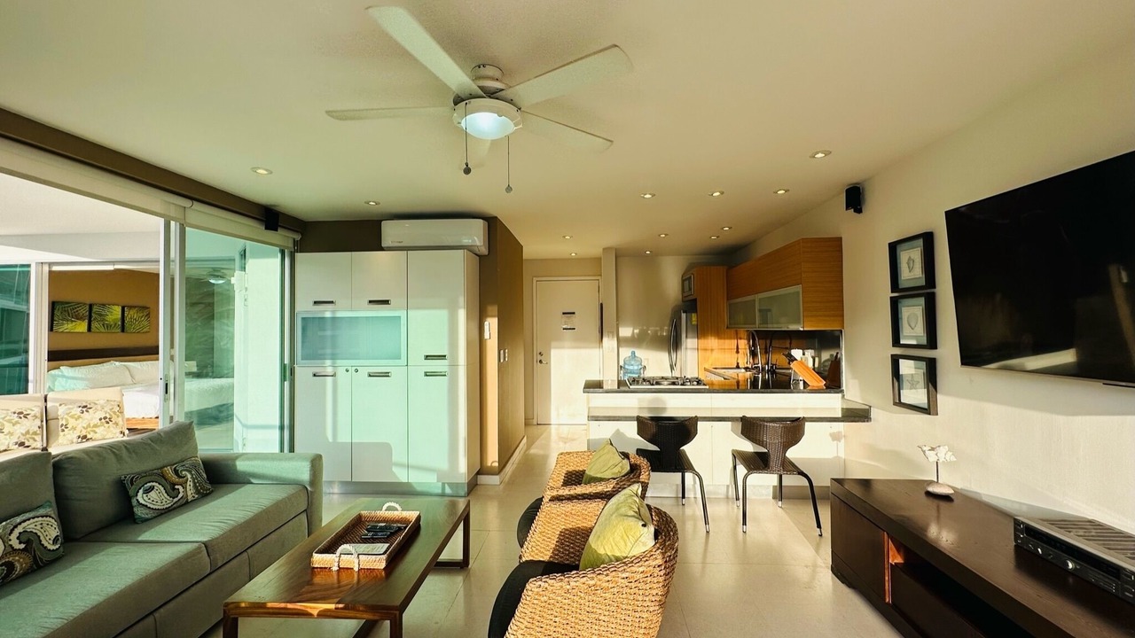 Photo of Livingroom in Flamingos