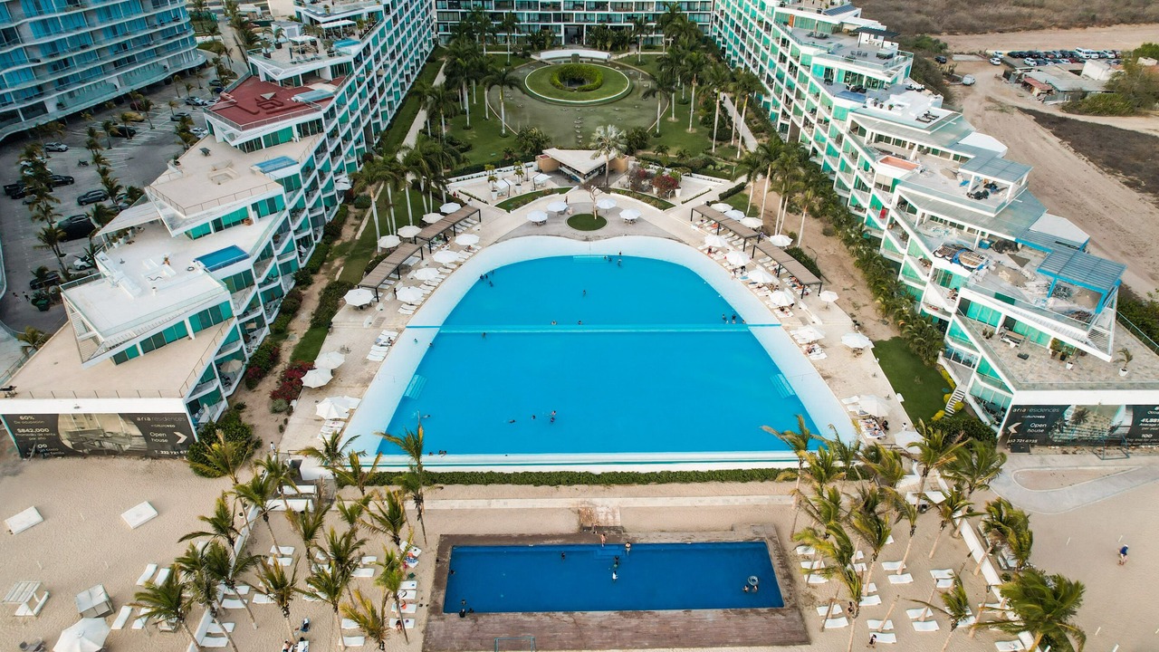 Photo of Outdoor in Flamingos