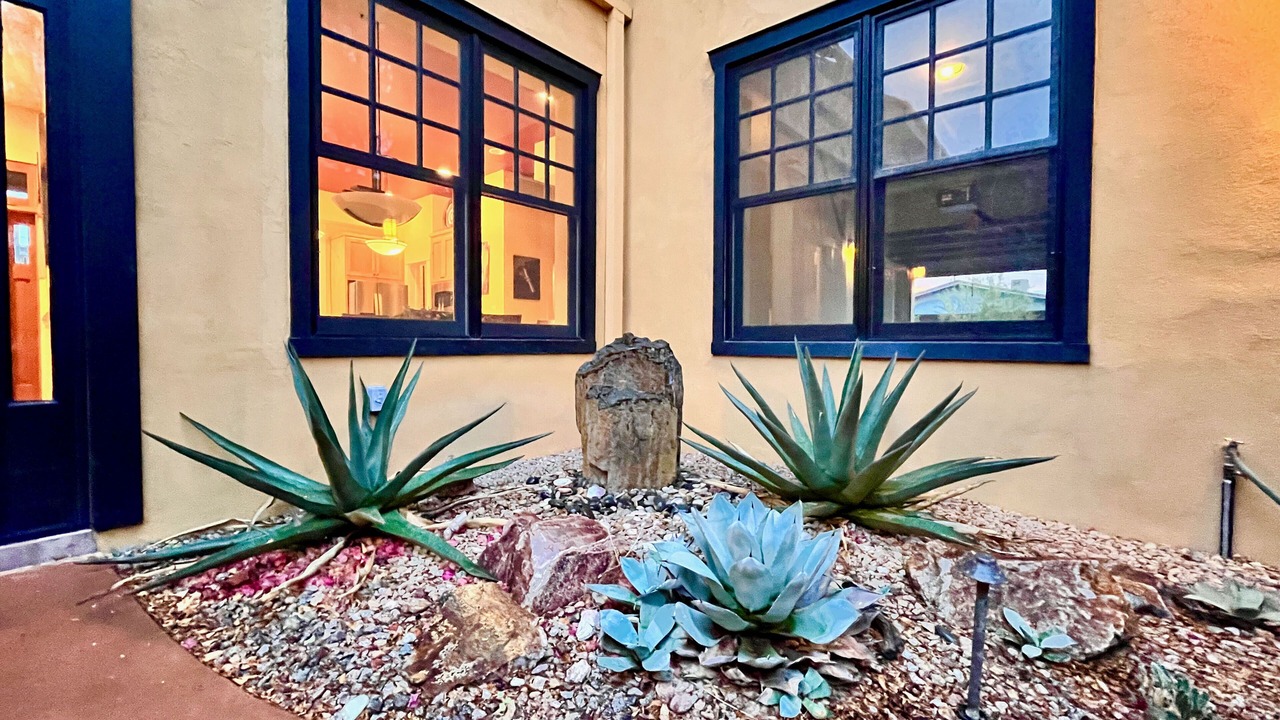 Photo of Outdoor in El Presidio Historic District