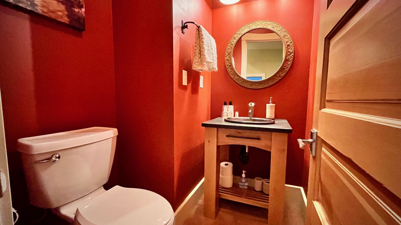Photo of Bathroom in El Presidio Historic District