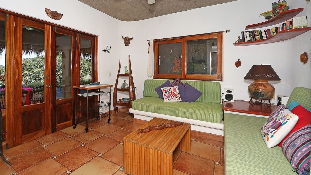Photo of Livingroom in North End