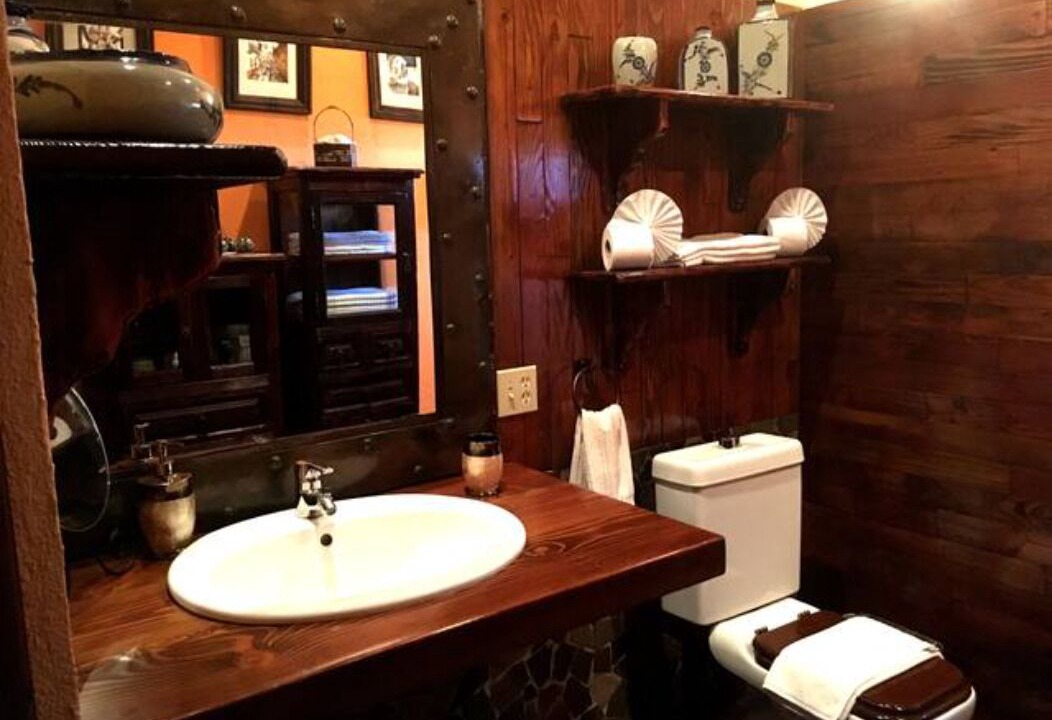 Photo of Bathroom in Esterito