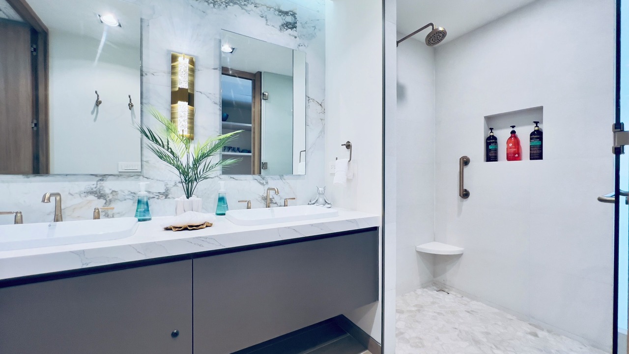 Photo of Bathroom in Bella Vista