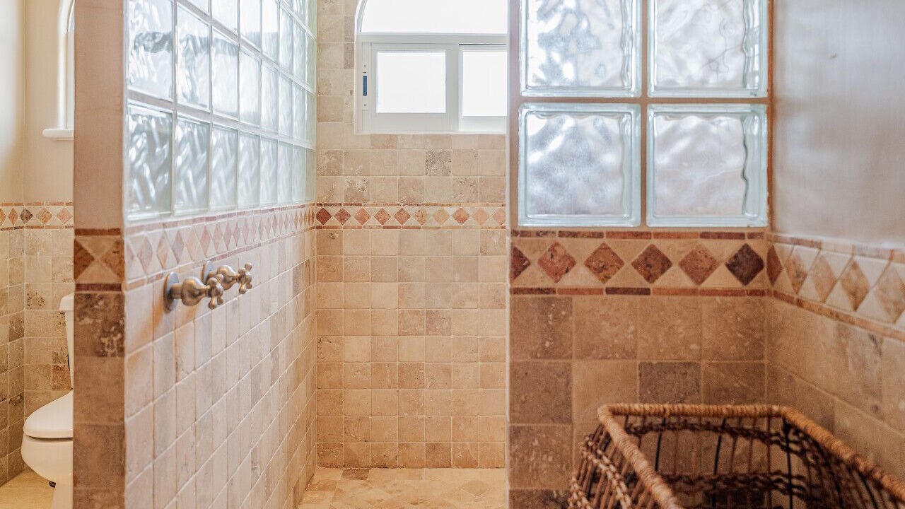Photo of Bathroom in Zona Hotelera