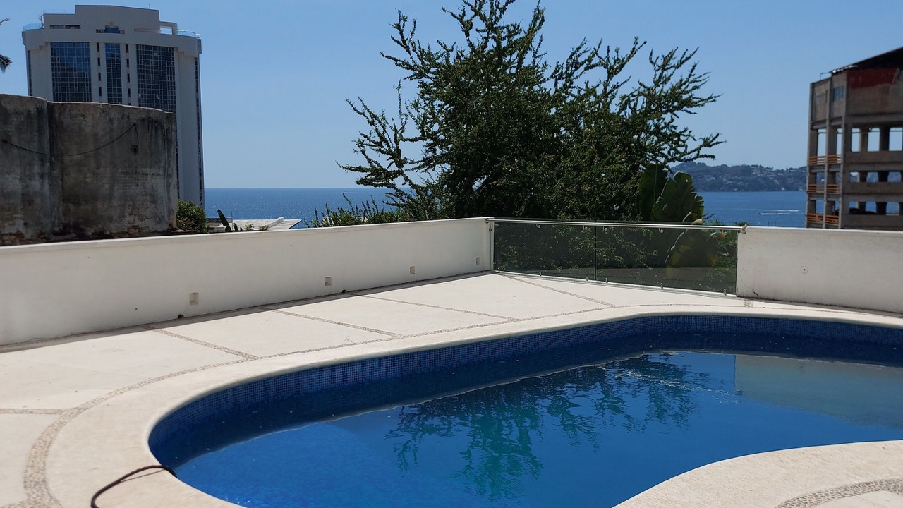 Photo of Outdoor in Farallon
