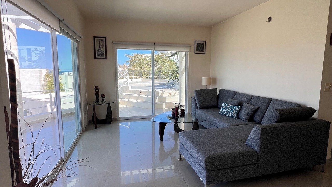 Photo of Livingroom in Colina del Sol