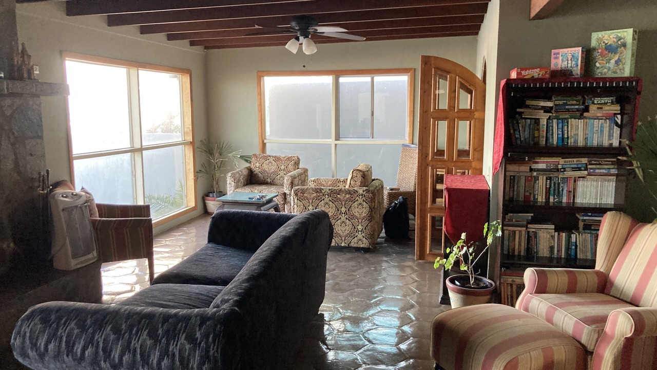 Photo of Livingroom in La Fonda