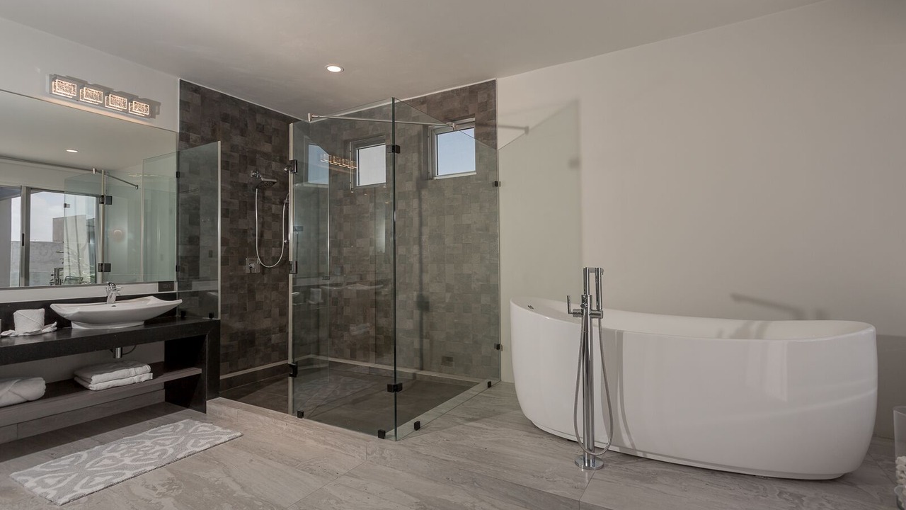 Photo of Bathroom in Zona Hotelera