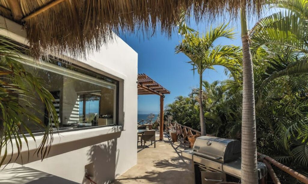 Photo of Patio Balcony in La Cruz de Huanacaxtle