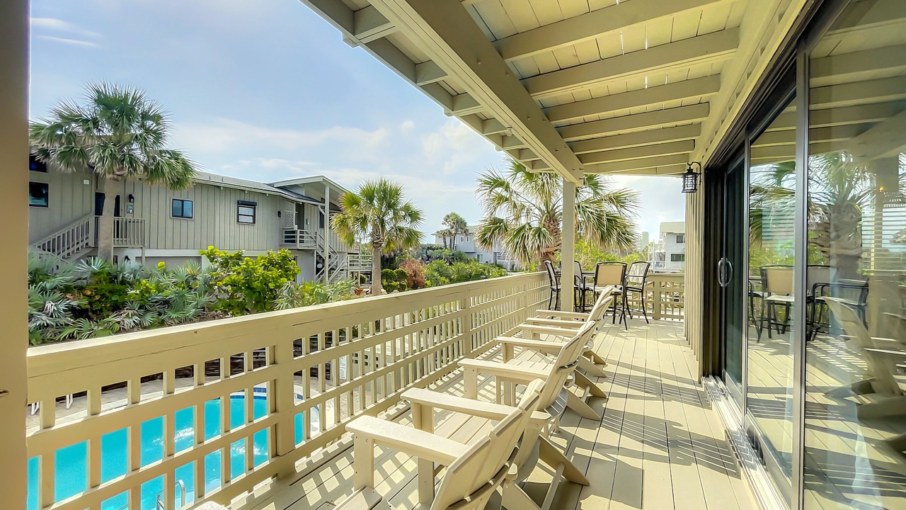 Photo of Patio Balcony in Sea Dunes