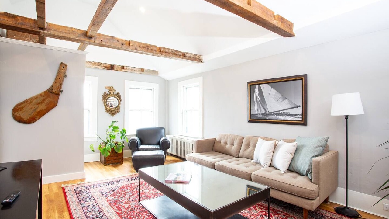 Photo of Livingroom in Marblehead