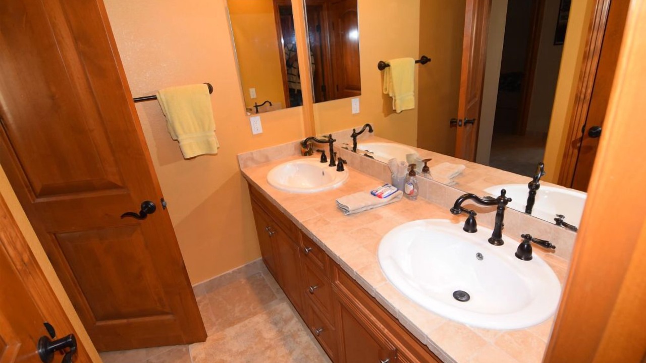 Photo of Bathroom in El Dorado Ranch